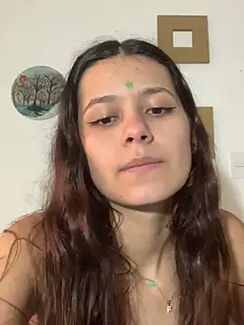 Natasaha_2s22's Live XXX Chat