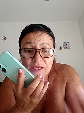 mamilola – Naživo XXX chat
