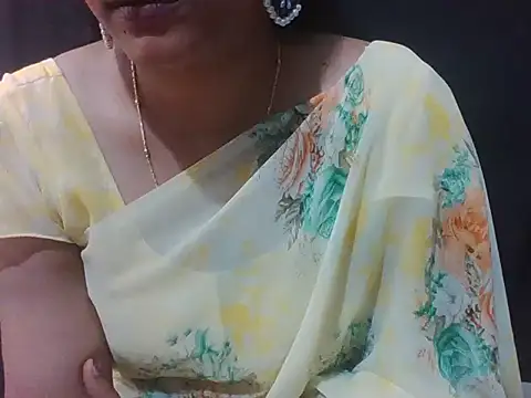 Thilothama_Vaishu Chat XXX live