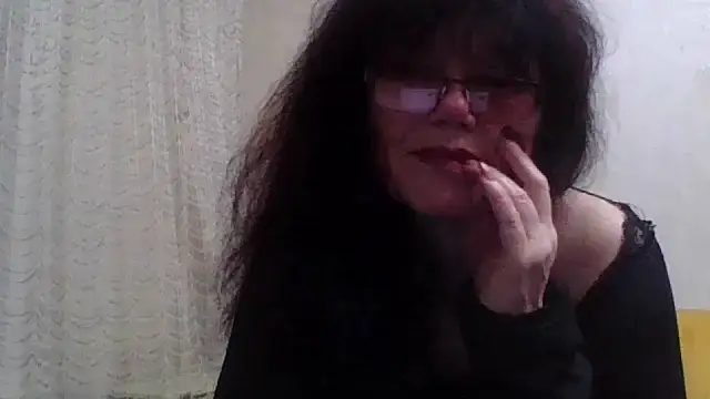 Show modela SilviaSky51 na web-kameri