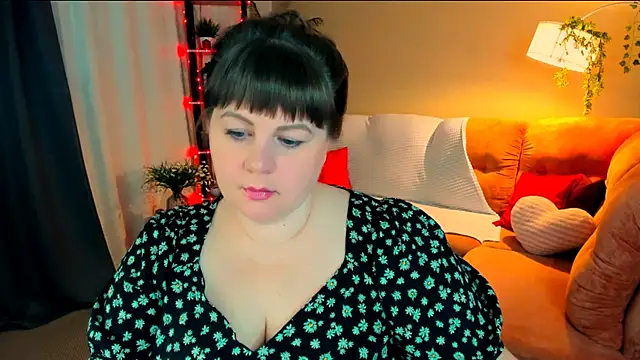 CrystaalStaar live XXX chat