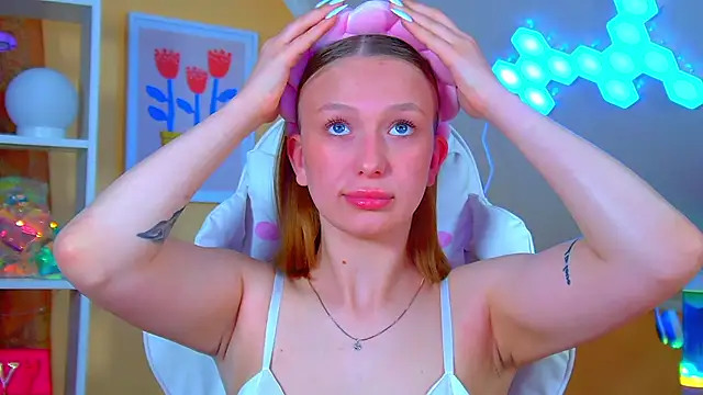 BeatriceBinoche's Live XXX Chat