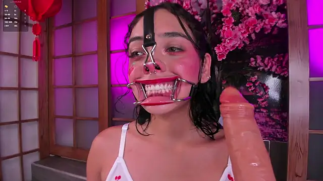 Chat XXX ao vivo de foxy_hannah