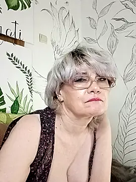 دردشة Catty_Lady الجنسية المباشرة