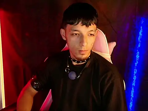 dark_men1 Live XXX-Chat