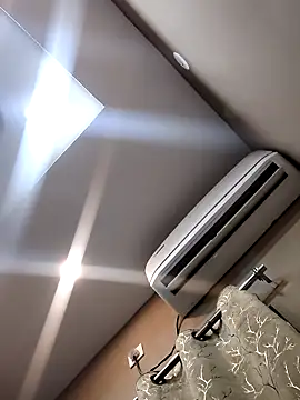 Chat +18 de Minakshi-Gi ao vivo