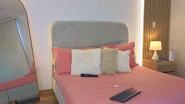 KristennBlue Chat XXX in diretta