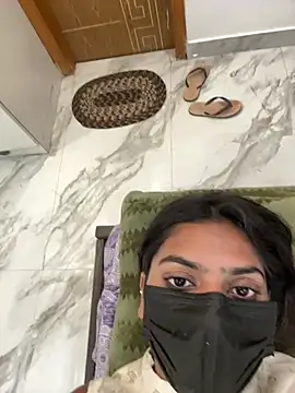 ThyroidLancers' Webcam Show