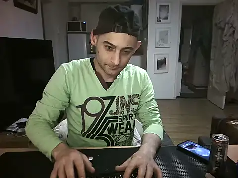 Chat XXX ao vivo de mihaimichael