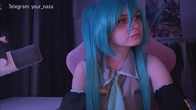 دردشة Nazuna_UwU الجنسية المباشرة