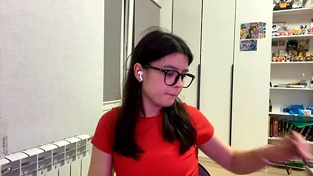 SaintMari's Live XXX Chat