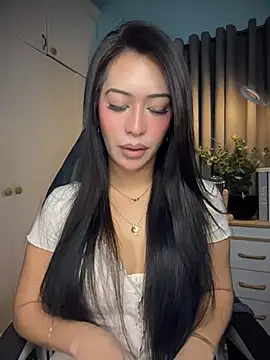 Jasmine_Elcock's Webcam Show
