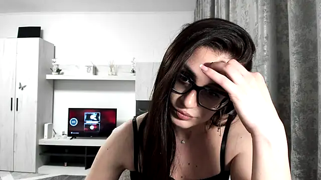 AleeAlice Live XXX-chat