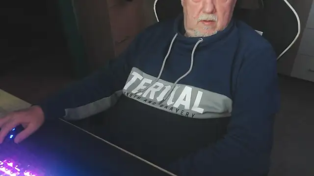Teddybaer372 Webcam Show