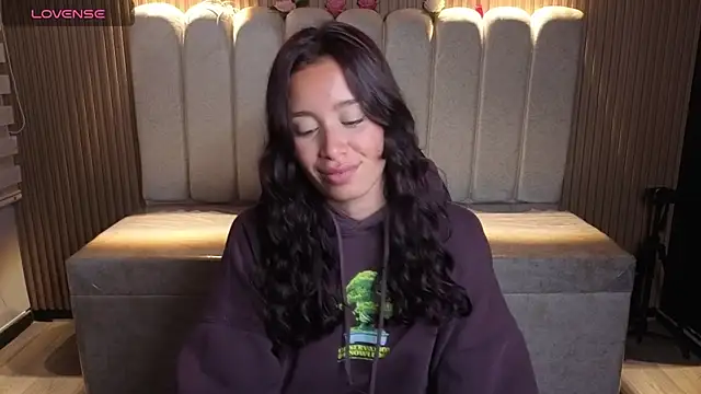 _Mia_Evans_1 élő XXX-chatje