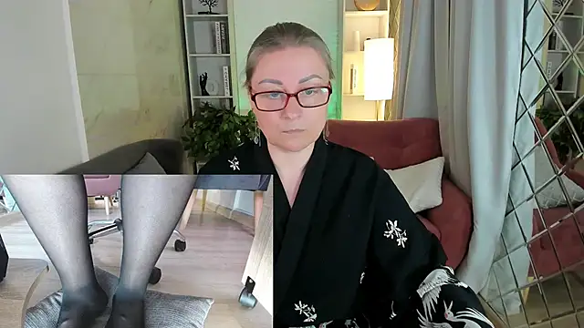 Chatroom XXX en direct de Alexandra_Kind