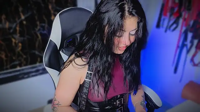 Živý XXX chat Guxplo_