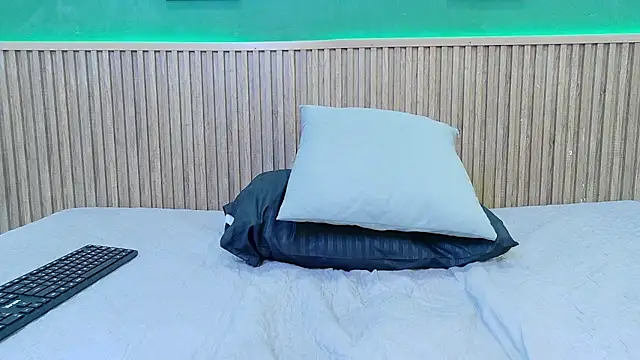 Chat +18 de Xanderboy_x ao vivo