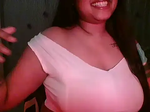 sonal-6's Live XXX Chat
