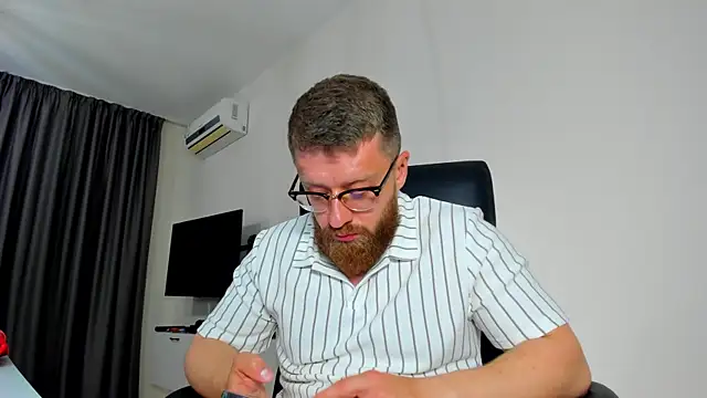 Chat XXX ao vivo de Findom_guy
