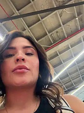 SofiaGomez444's Live XXX Chat