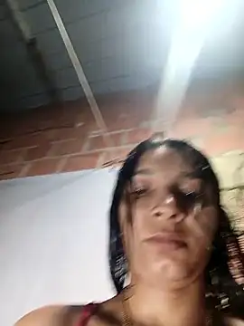 chikivivi-'s Webcam Show