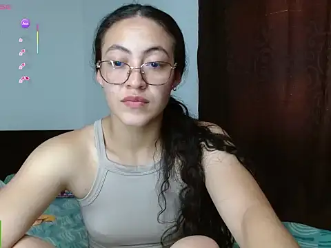 Amitlu_'s Live XXX Chat