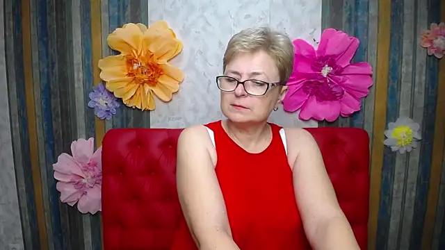 Show modela EmiliaGree na web-kameri