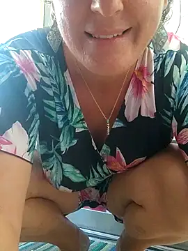 emiliemilf live XXX chat