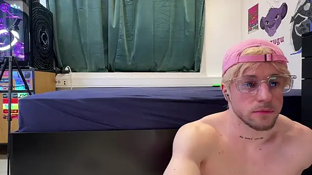 Show modela killa2053 na web-kameri