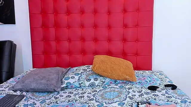 Chat XXX en directo de melody_clark_