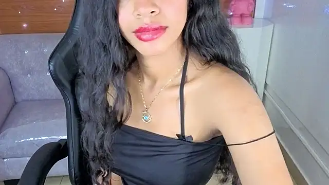 emily_smith_t's Live XXX Chat