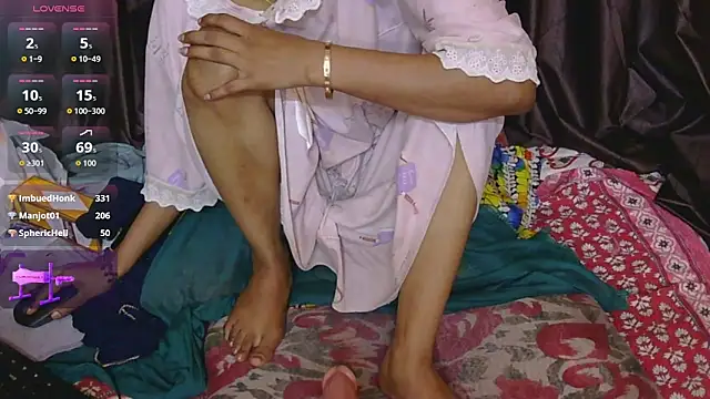 wow-simran's Live XXX Chat
