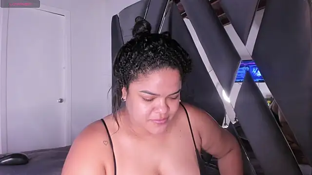 XXX chat uživo modela moonsweet1