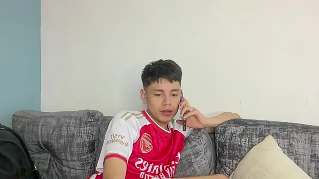 Andy_Belier23のウェブカメラショー