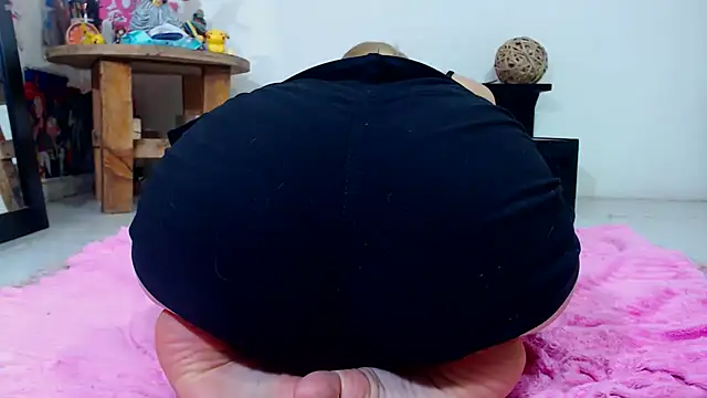 دردشة Amy_mur الجنسية المباشرة
