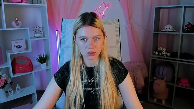 CelestineMauriac live XXX chat