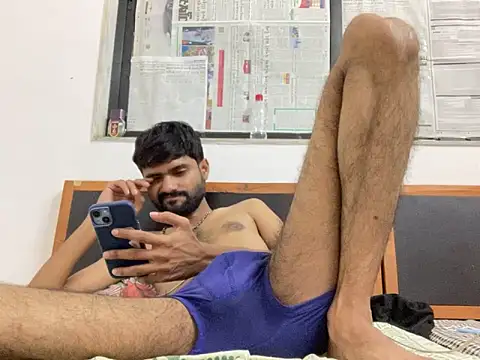Chat +18 de BBC_HORNY_GUJJU ao vivo
