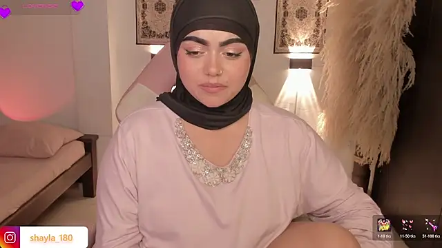 XXX chat uživo modela shayla_18
