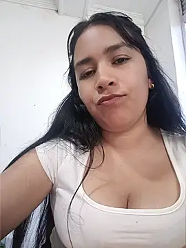 XXX chat uživo modela Karla__Morrison