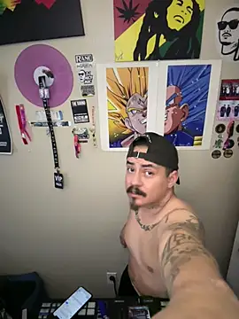 XXX chat uživo modela PeterGrandee