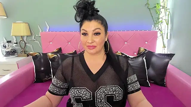 Chat XXX ao vivo de VelvetRose9