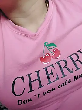 Chat +18 de Elinaax ao vivo