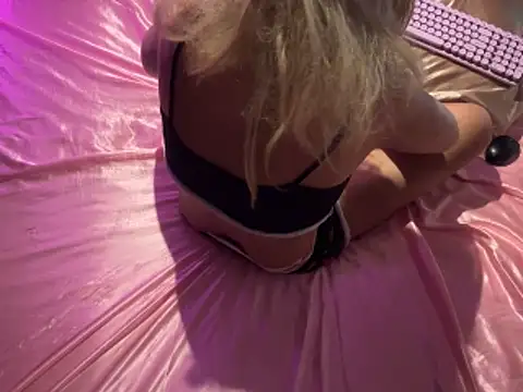 Shynesse21 live XXX chat