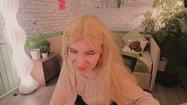 miraiakik Live XXX Chat