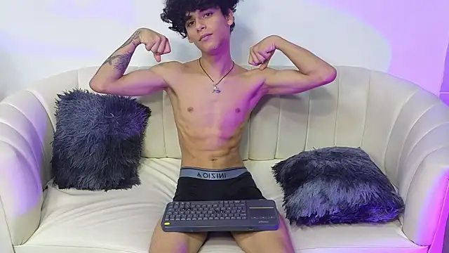 FelimWhite webcam show