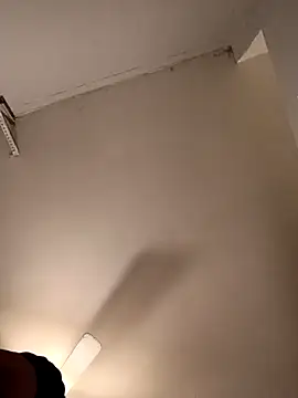 thickcocklatino Show in webcam