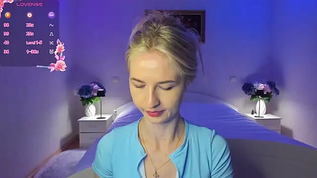 Julie_Blaze élő XXX-chatje