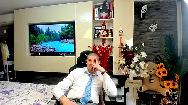 SpartacusDaddy48 – Naživo XXX chat