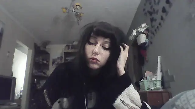 ChargedReign Show in webcam